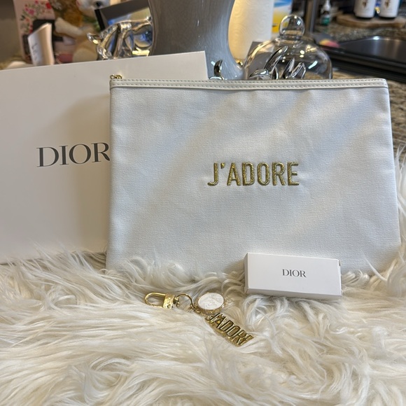 J’Adore Beauty bundle Cosmetic White&Gold J'Adore Pouch with J’Adore bag charm - Picture 1 of 11